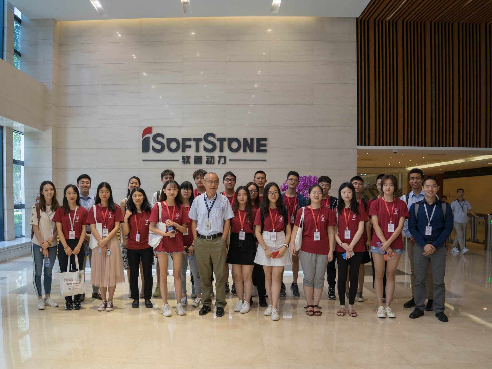 ������������ڶ���ǣ�ֹ�����챨 ����һ����δ����ҵ���Ե����ֶԻ�