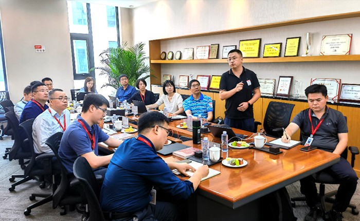 ������������ڶ���Я��WeLink��������ҵ���ֻ�������