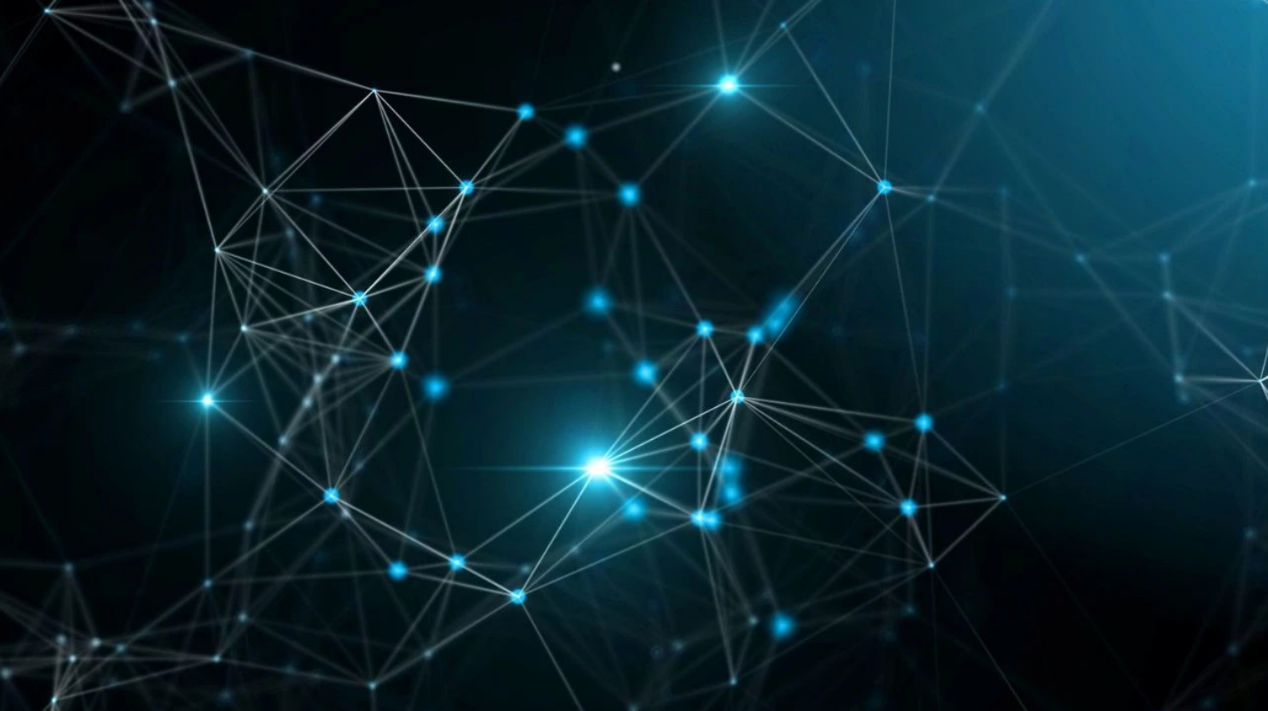 ������������ڶ������MaaS����DeepSeek-R1��������ҵ��չ�������½���